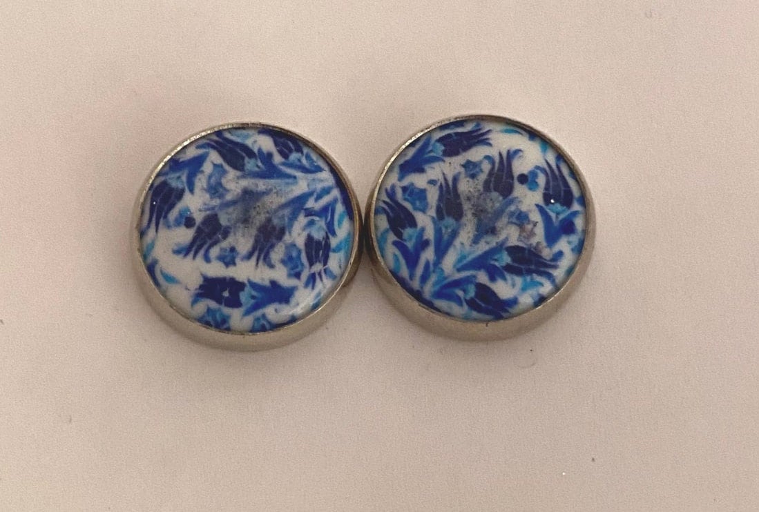 Hijab Magnets | Hijab Pins|Hijab Closure | Jeweled Scarf Accessories |Keep Shirts Closed Magnets |Toile Blue White Wedgwood Hair Accessories